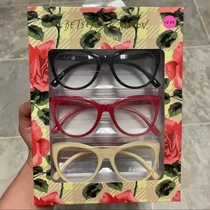 NIB Betsey Johnson 3PCK Reading Glasses Set